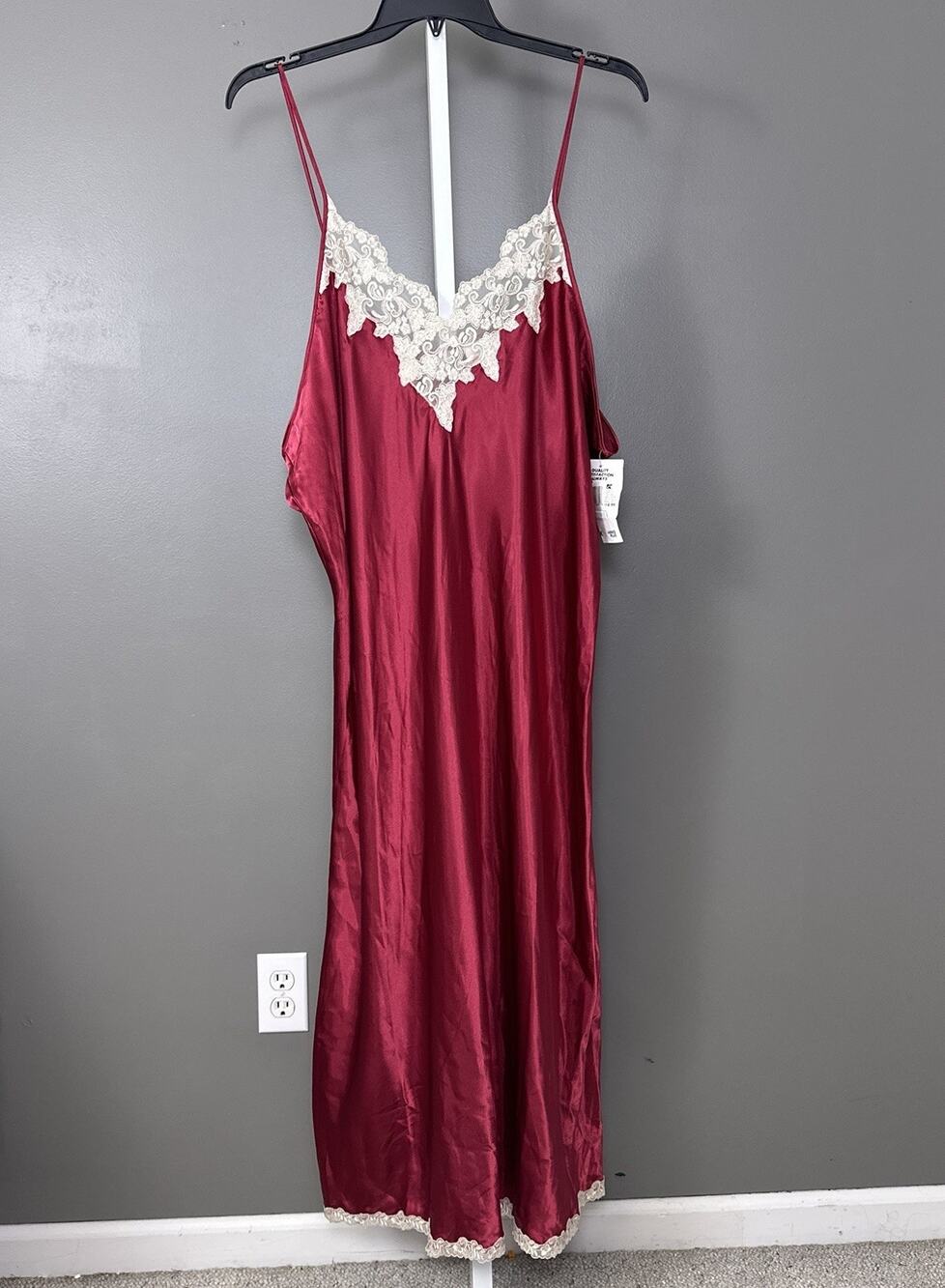 Vintage Jaclyn Smith Satin Nightgown 4X Cranberry Lace Plus Size Boudoir NWT NOS